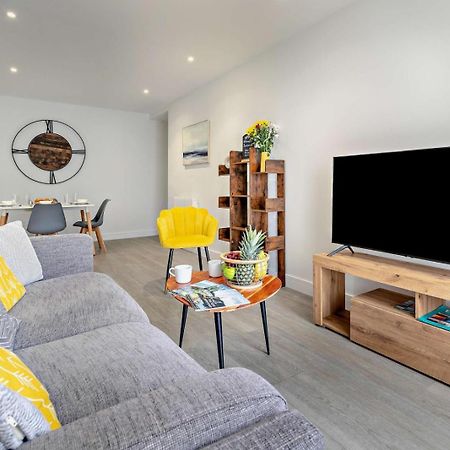 4 Rockham - Luxury Apartment At Byron Woolacombe, Only 4 Minute Walk To Woolacombe Beach! Exterior photo